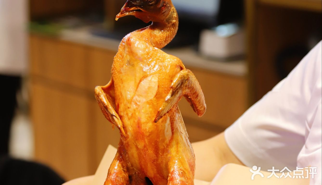 长沙必吃菜第1名费大厨辣椒炒肉，激情燃爆上海！