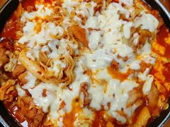 -亲昵春川鸡排(韩国美食街店)