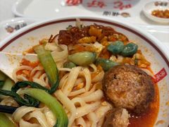 -顺溜·手工刀削面·黑金店(铜锣湾店)