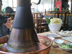 大堂-盛元盛居传统炭火锅(绿园店)
