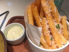 -阿妮叶李(光谷世界城店)