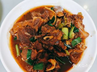 住了这家农庄，如果是个人来崇明