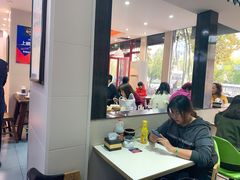 大堂-穆得·老周家牛肉烧饼(普利街店)