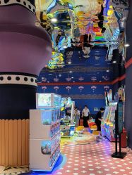 -Qmiss家庭娱乐中心(恒隆广场店)