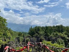 -梭布垭石林景区