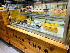 面包甜点陈列柜-麦的多生日蛋糕(花满庭店)