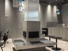 -M Stand(港汇恒隆广场店)