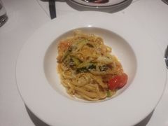 -Mogul Eatery·大亨餐酒馆