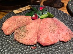 厚切牛舌-黑牛の店·和牛烧肉(大悦城店)