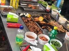 -三圣里·中餐宴请·自助烤肉·烤全羊·柴火鸡(旗舰店)