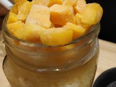 芒果摇摇冰沙-鲜芋仙(宝地广场店)