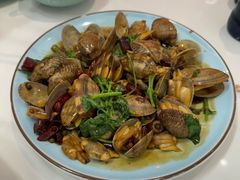 -嗨辣小聚·盘锦河蟹·海鲜烧烤龙虾(盘锦十年好店)