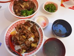 蒜蓉黄油横膈膜烧肉饭-牛邸·烧肉饭(来福士店)