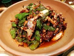 手撕扁担鸡-吃饭皇帝大(解放西路店)