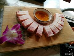 -三国惹火烤肉·中日韩烤肉集合店(百草路店)