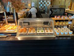 -圣丰索菲特·2 On 988 Café 自助餐厅