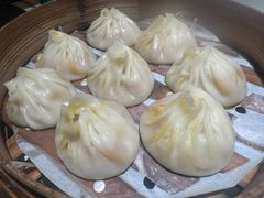 -馋三尺蟹粉小笼(人民广场店)