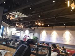 大堂-渝是乎川渝小炒(新世界百货望京店)