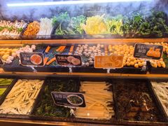 -牛YO寿喜烧·铁板烧和牛火锅自助(市府恒隆店)
