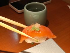 三文鱼手握寿司-仓桥家·焗寿司·锅物(光谷步行街店)
