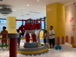 -乐多星球潮玩中心(沈阳嘉里城店)