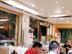 大堂-关东风老北方菜馆(桂芳园店)