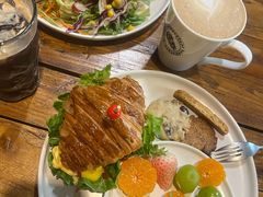 -房角石咖啡与书(吉大南校店)