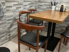 -黄阿姨锅贴大王(万航渡路店)