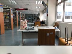 -南山图书馆(常兴路店)