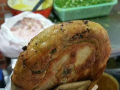 葱油饼-广慈小吃铺沪味佳饭堂