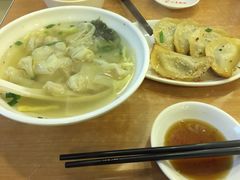 -小姜锅贴(凤凰街店)