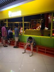 点击看大图 -蹦蹦跳跳(新奥购物中心店)