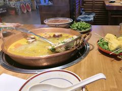 -洱火云南酸菜牛肉火锅(石景山当代商城店)