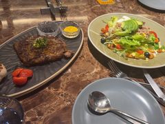 -Let'sBURGERplus·非常创意汉堡(三里屯店)