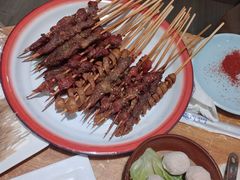 -茸梅路右拐龙虾-农家菜(松江店)