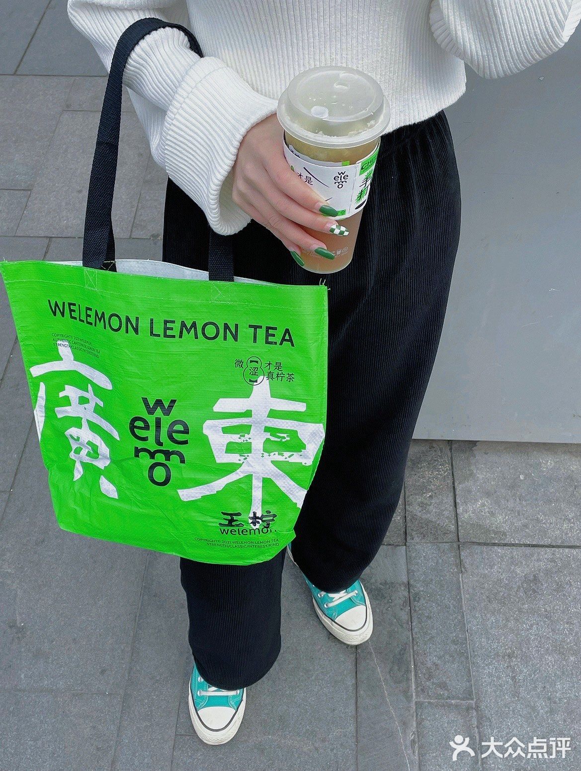 王柠｜卷入时尚圈子里的柠檬茶周边来了～
