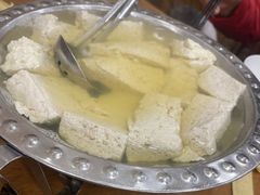 -石磨豆花家常菜·牦牛排土火锅