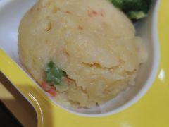 -老娘舅餐厅(黄龙体育中心店)