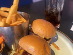 美式烧烤牛肉汉堡配番薯条-bluefrog蓝蛙(水游城店)