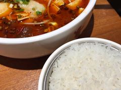 -渝是乎酸菜鱼(龙旗购物中心店)