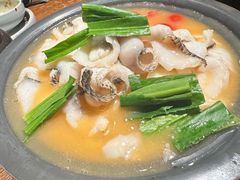 版纳野果酸汤鱼-云海肴·汽锅鸡·云南代表菜(美罗城店)