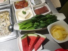 -海底捞火锅鲜切牛肉主题店(长寿路店)