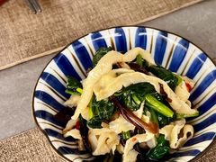 菠菜拌扇贝裙边-伊藤ITO(侨福芳草地购物中心店)