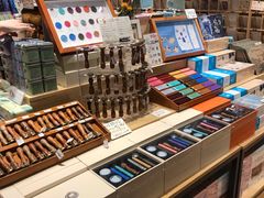 -猫的天空之城概念书店(杭州南宋御街店)