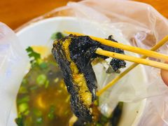 -八一路好吃街(雨田商务大厦店)