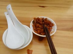 -邱芳粉店(迎宾大道旗舰店)