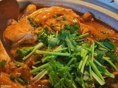 -魏铭鱼头捞饭(晋阳路店)