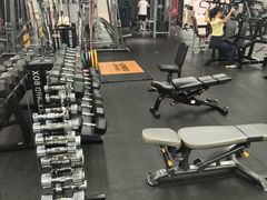 -VLines耀能运动24小时·月付制健身(京广桥店)