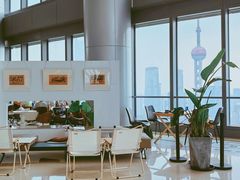 -看得到风景的咖啡馆(白玉兰广场店)