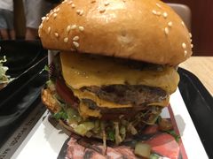 -The Habit Burger Grill 哈比特汉堡(爱琴海店)